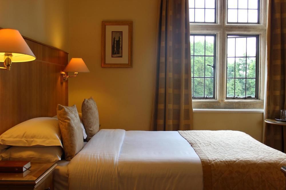 Savill Court Hotel Windsor Exterior foto